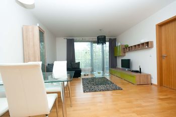 Pronájem bytu 2+kk v osobním vlastnictví 58 m², Praha 8 - Karlín