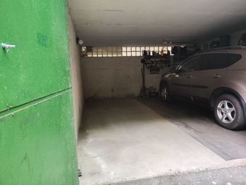 Prodej garáže 34 m², Praha 5 - Smíchov