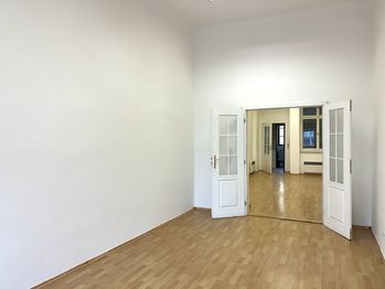 Pronájem kancelářských prostor 50 m², Praha 5 - Smíchov