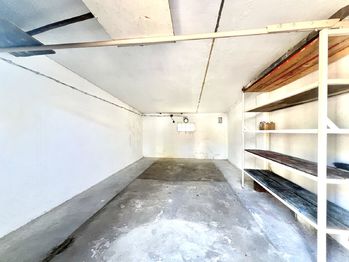 Prodej garáže 21 m², Jirkov