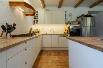 kuchyně foto 4 - Prodej domu 248 m², Domašov