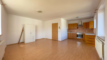 Prodej bytu 1+1 v osobním vlastnictví 48 m², Červený Kostelec