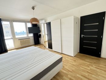 Pronájem bytu 2+1 v družstevním vlastnictví 50 m², Praha 10 - Záběhlice