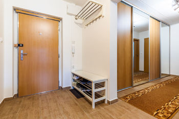 Prodej bytu 3+kk v družstevním vlastnictví 95 m², Praha 10 - Vršovice