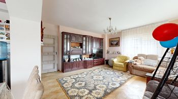 Obytná místnost - Prodej domu 205 m², Praha 9 - Horní Počernice