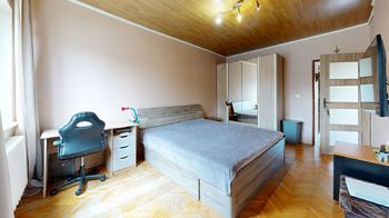 Pokoj - Prodej domu 205 m², Praha 9 - Horní Počernice