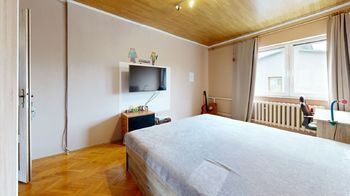 pokoj - Prodej domu 205 m², Praha 9 - Horní Počernice