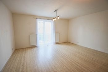 obývací pokoj - Pronájem bytu 1+kk v osobním vlastnictví 36 m², České Budějovice