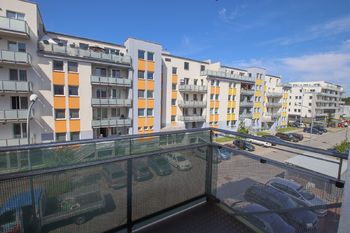 výhled z balkonu - Pronájem bytu 1+kk v osobním vlastnictví 36 m², České Budějovice