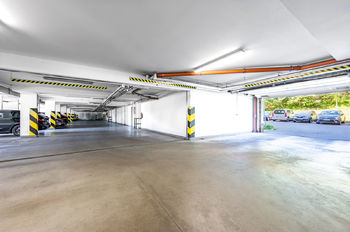 Prodej garážového stání 13 m², Praha 4 - Kunratice