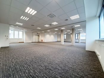 Pronájem kancelářských prostor 170 m², Plzeň