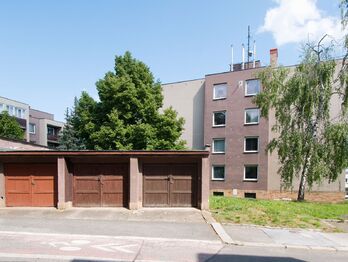 Prodej bytu 1+1 v osobním vlastnictví 42 m², Praha 6 - Střešovice