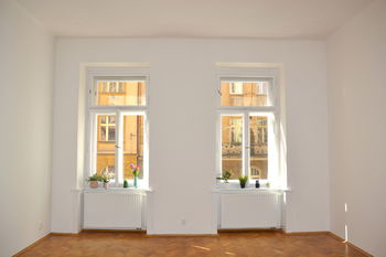Pronájem bytu 2+1 v osobním vlastnictví 65 m², Praha 5 - Smíchov