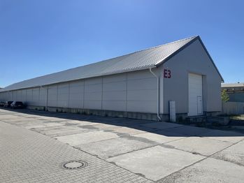 Pronájem skladovacích prostor 860 m², Praha 9 - Horní Počernice