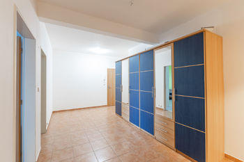 Prodej bytu 2+kk v osobním vlastnictví 68 m², Praha 9 - Čakovice