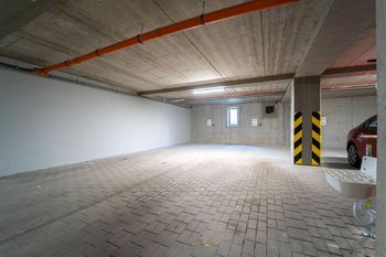 Čtyři garážové parkovací místa (GS 19 až GS 22b) v 1. PP - Prodej garážového stání 61 m², Kolín 