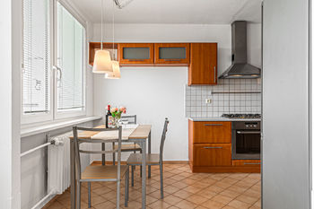 Prodej bytu 3+1 v osobním vlastnictví 75 m², Praha 9 - Střížkov