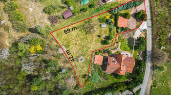rozměry pozemku  - Prodej pozemku 1550 m², Praha 5 - Lochkov