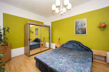 Přízemí- ložnice (byt 2+1) - Prodej domu 195 m², Olomouc