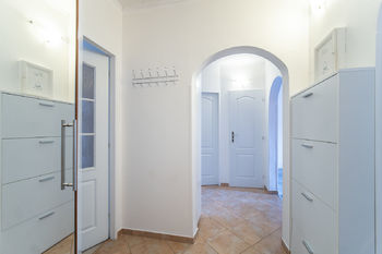 Předsíň - Prodej bytu 3+1 v družstevním vlastnictví 76 m², Praha 4 - Modřany