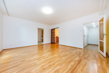 Prodej bytu 2+kk v osobním vlastnictví 53 m², Praha 6 - Vokovice