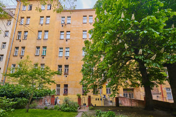 Prodej bytu 2+kk v osobním vlastnictví 62 m², Praha 4 - Nusle