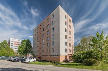 Budova. - Prodej bytu 1+1 v osobním vlastnictví 43 m², Jindřichův Hradec