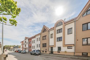 Prodej bytu 2+kk v osobním vlastnictví 82 m², Třeboň