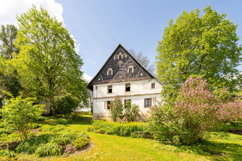 Prodej domu 334 m², Valkeřice