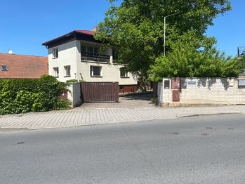 Prodej pozemku 1648 m², Průhonice