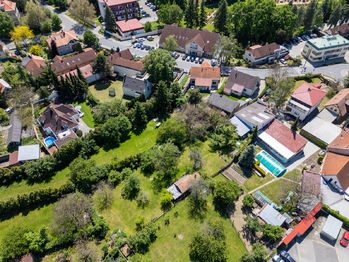 Prodej pozemku 1648 m², Průhonice