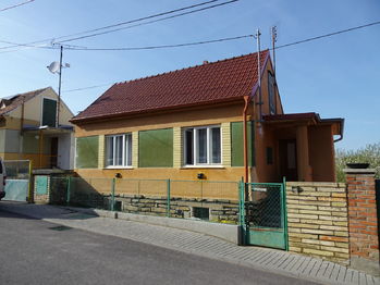 Prodej domu 80 m², Výrovice