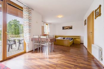 Prodej apartmánu 500 m², Hrdějovice