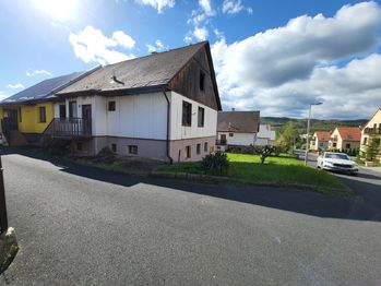 Prodej domu 250 m², Lubenec