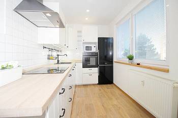 kuchyně - Pronájem bytu 2+1 v osobním vlastnictví 53 m², Neratovice 