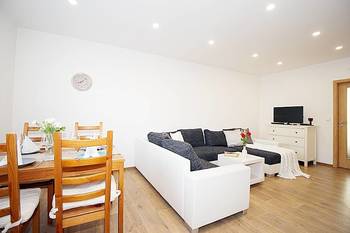 obývací pokoj - Pronájem bytu 2+1 v osobním vlastnictví 53 m², Neratovice