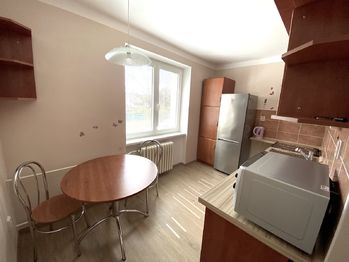 kuchyně - Pronájem bytu 1+1 v osobním vlastnictví 38 m², Plzeň