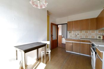 Prodej domu 176 m², Bzová