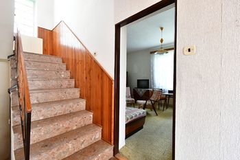 Prodej domu 176 m², Bzová