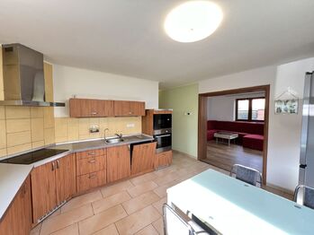 Pronájem bytu 3+1 v osobním vlastnictví 80 m², Dolní Břežany