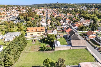 Prodej pozemku 1449 m², Kladno