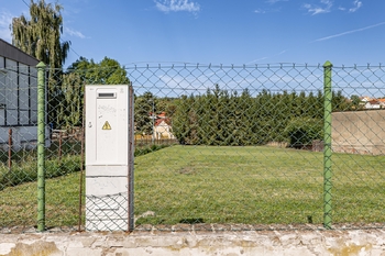 Prodej pozemku 1449 m², Kladno