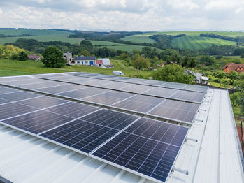 detail fotovoltaické elektrárny  - Prodej domu 295 m², Mistřice