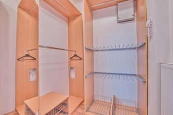 Prodej bytu 4+1 v osobním vlastnictví 143 m², Cheb