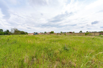 Prodej pozemku 3344 m², Záryby