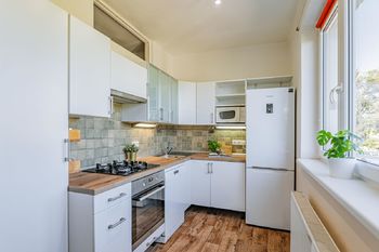 Kuchyně. - Prodej bytu 3+1 v osobním vlastnictví 76 m², Česká Lípa