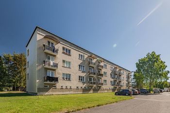 Budova. - Prodej bytu 3+1 v osobním vlastnictví 76 m², Česká Lípa