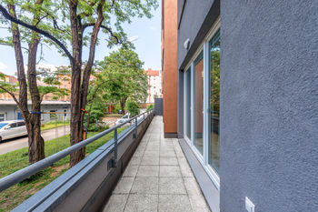 Prodej bytu 1+kk v osobním vlastnictví 42 m², Praha 10 - Vršovice