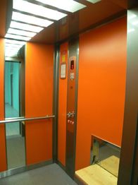 výtah - Pronájem obchodních prostor 90 m², České Budějovice