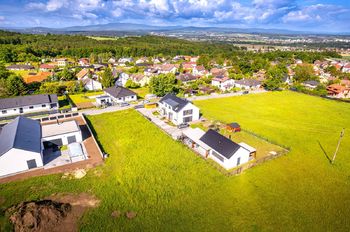 Prodej pozemku 1430 m², Staré Hodějovice